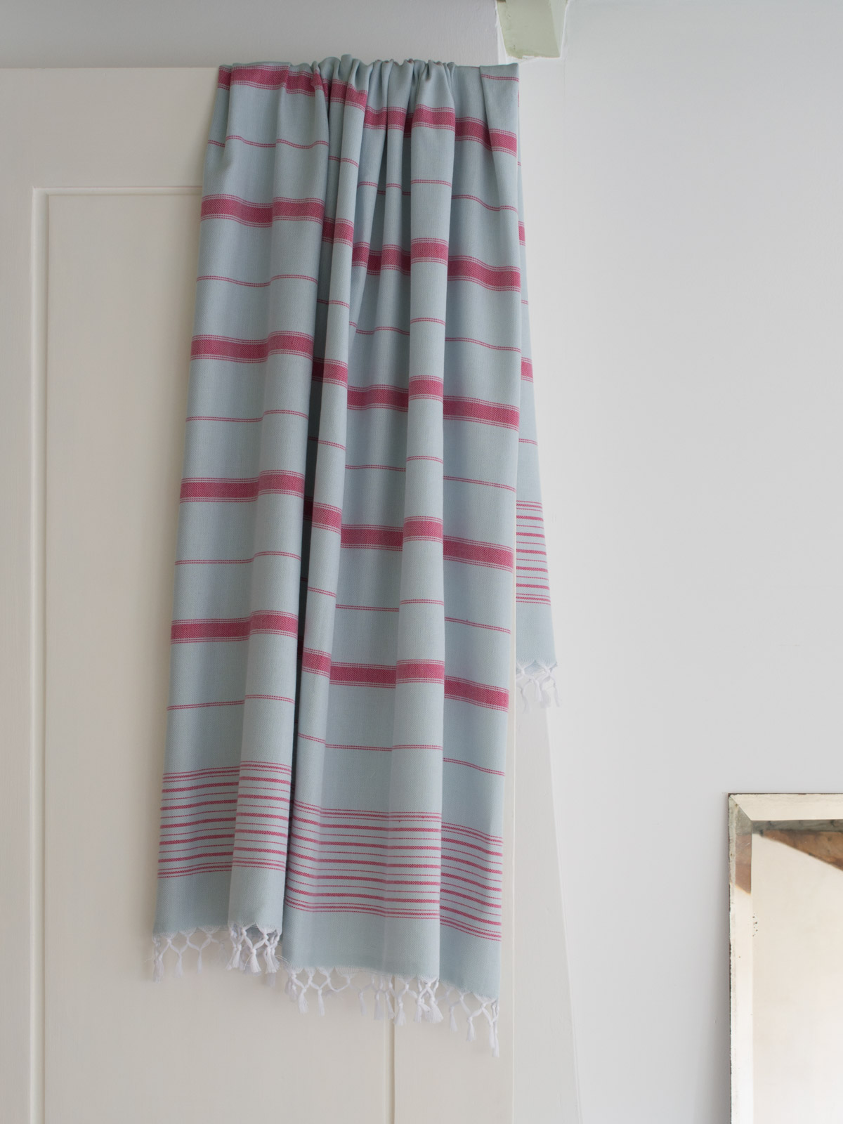 hammam towel sea green/cerise 170x100cm